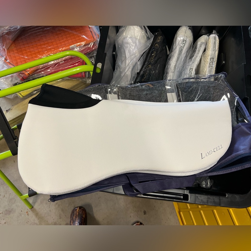 Lami cell half pad white new